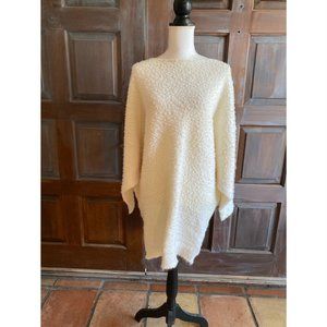 Gorgeous Chloe Ecru Pullover Sweater w/Tags